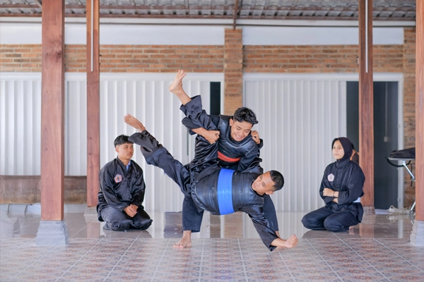 Ekstrakurikuler Pencak Silat MAN 1 Wonosobo